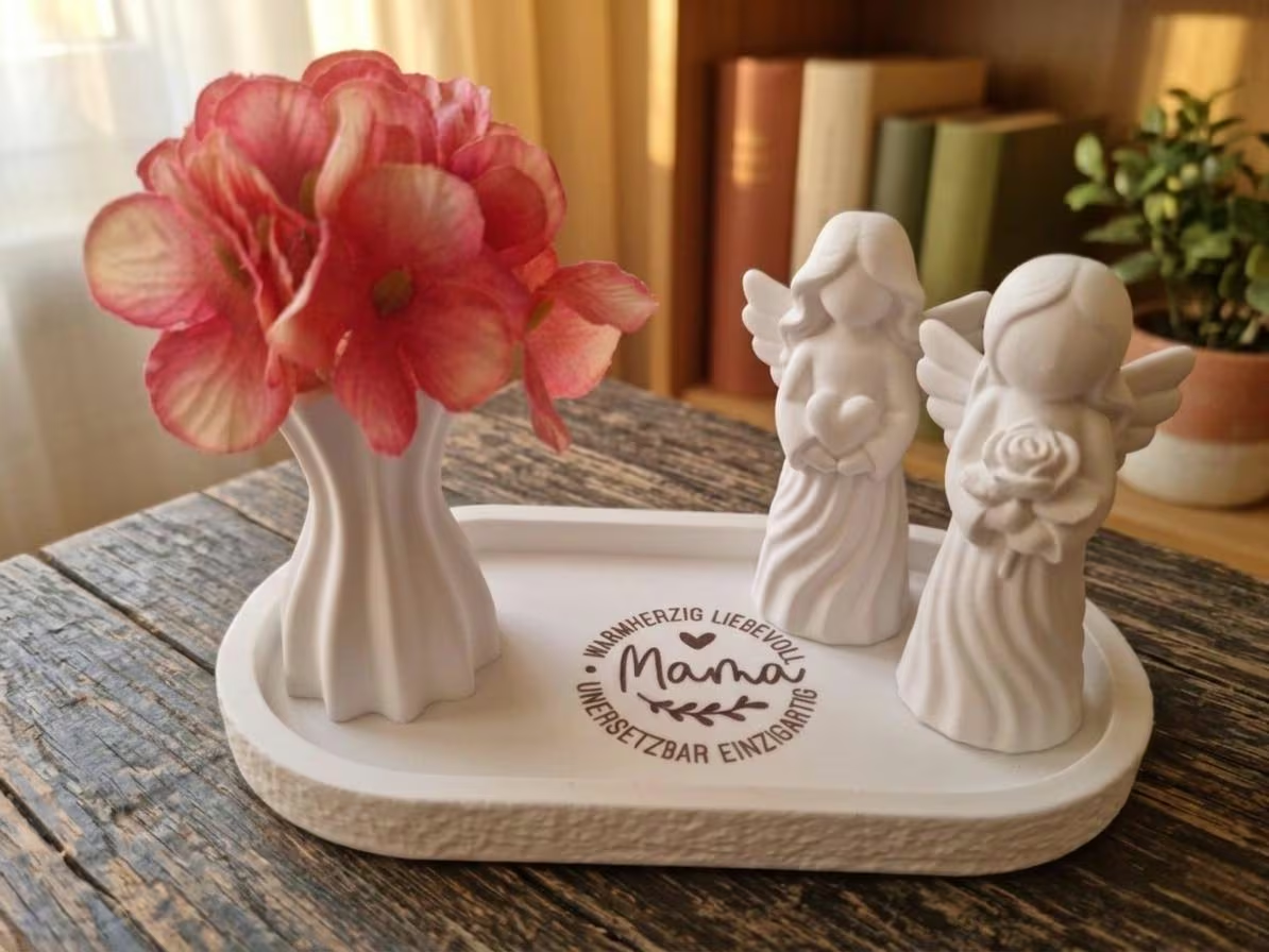 Muttertagsgeschenk Set – 3D Druck Vase mit Kunstblumen & Schutzengel auf Tablett – Deko Weiß Matt für Mama