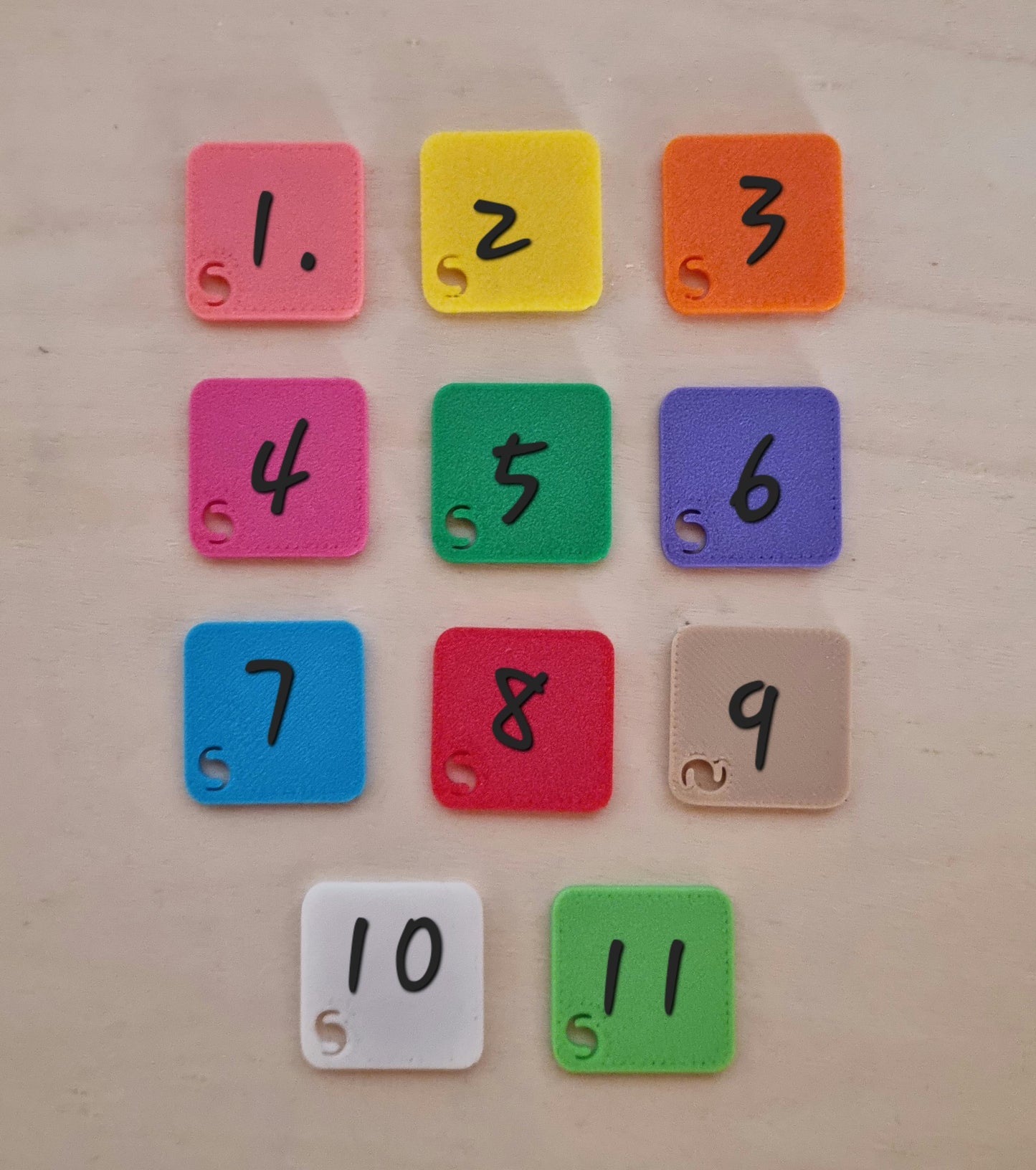 "Farbpalette 'HOME' 3D-Schriftzug - Verfügbare Farboptionen