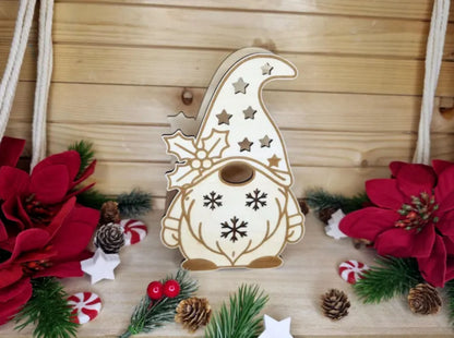 Wichtel Teelichthalter aus Holz - Skandinavische Weihnachtsdeko