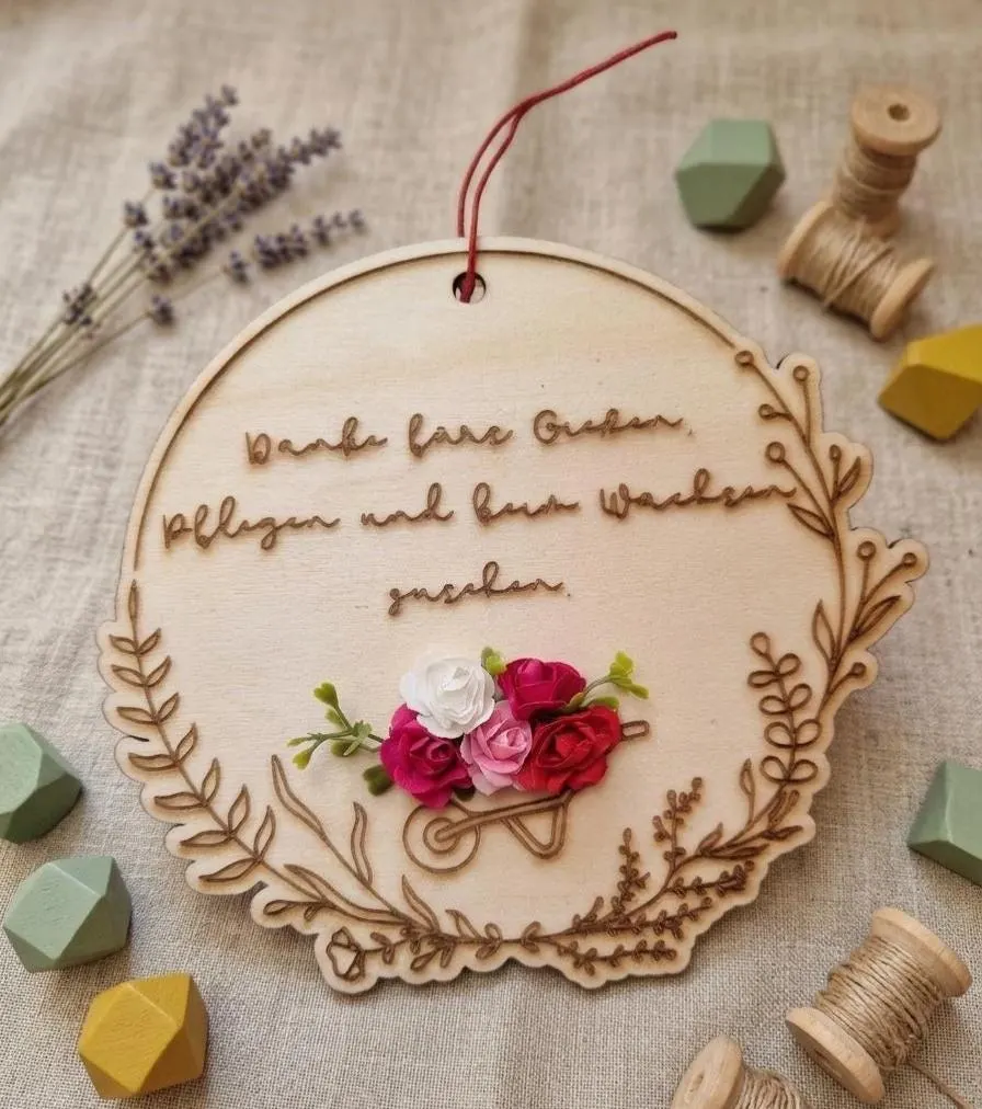 Holz Dankeschön Schild, Geschenk Erzieherin Lehrerin, Lasergravur Blumen Plakette