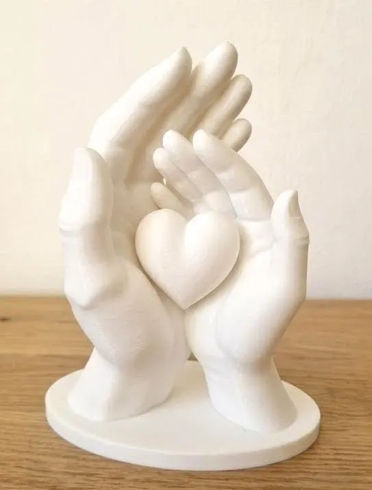 Muttertagsgeschenk Hände mit Herz Skulptur 3D Druck 14 cm – Figur Weiß mit oder ohne Geschenkverpackung